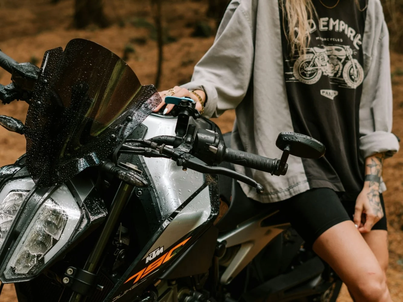 参考图中的定向内容替换 原图