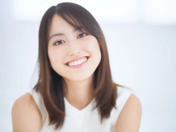 带有俏皮表情的 Q 版角色 原图